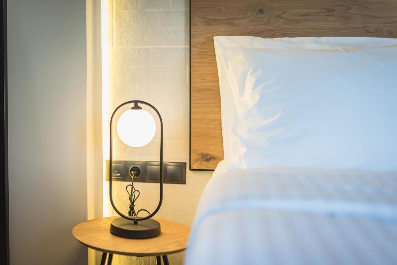 Moon And Stars Athens Hotel ภายนอก รูปภาพ